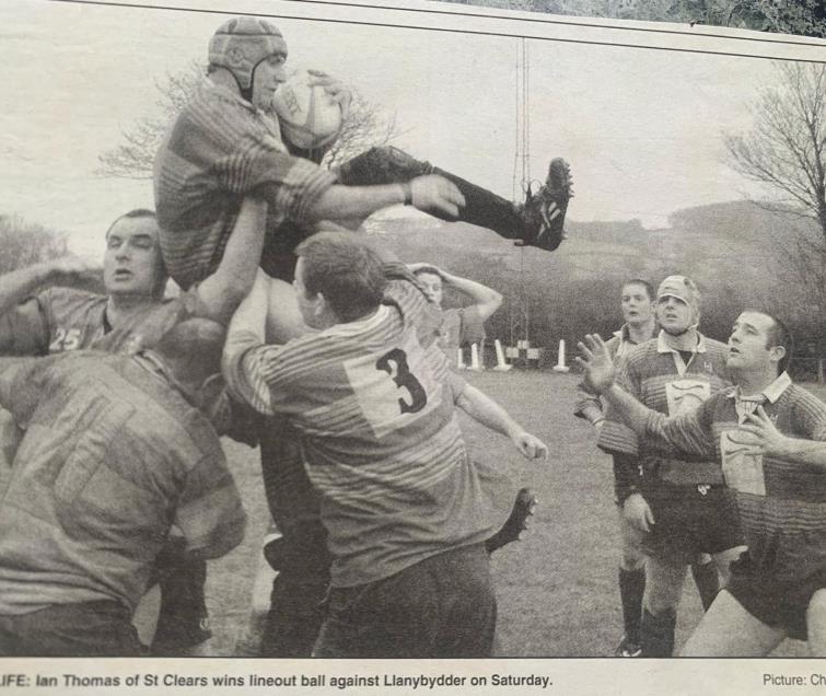 It is in black and white - Ian in lineout action